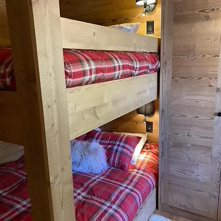 7 Luxury With Cinema *